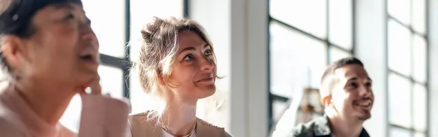 Personer, der lytter