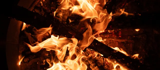 Ild i brænde